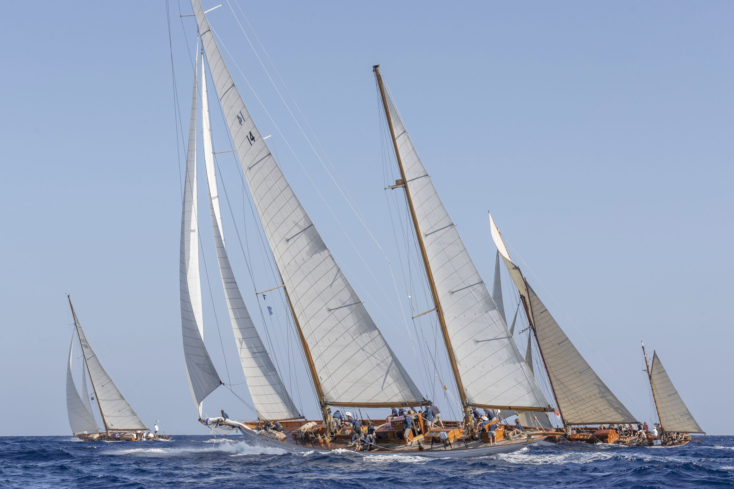 Les Voiles – an extension of summer!
